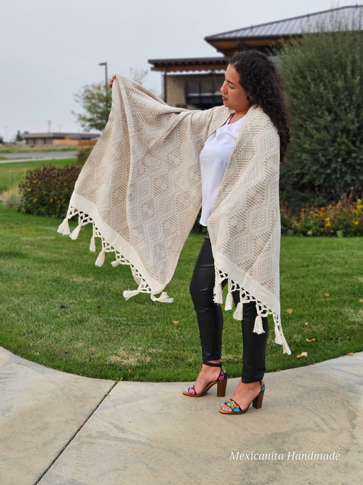 Mexican rebozo, artisanal shawl
