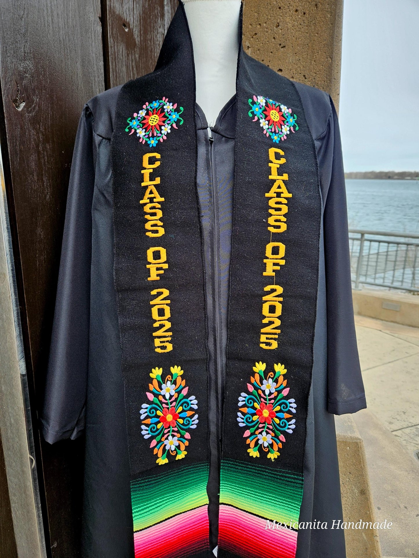 Stole 2025 Mexican graduation stole//Serape stole//mexican floral stole//class of 2025//made of real serape fabric