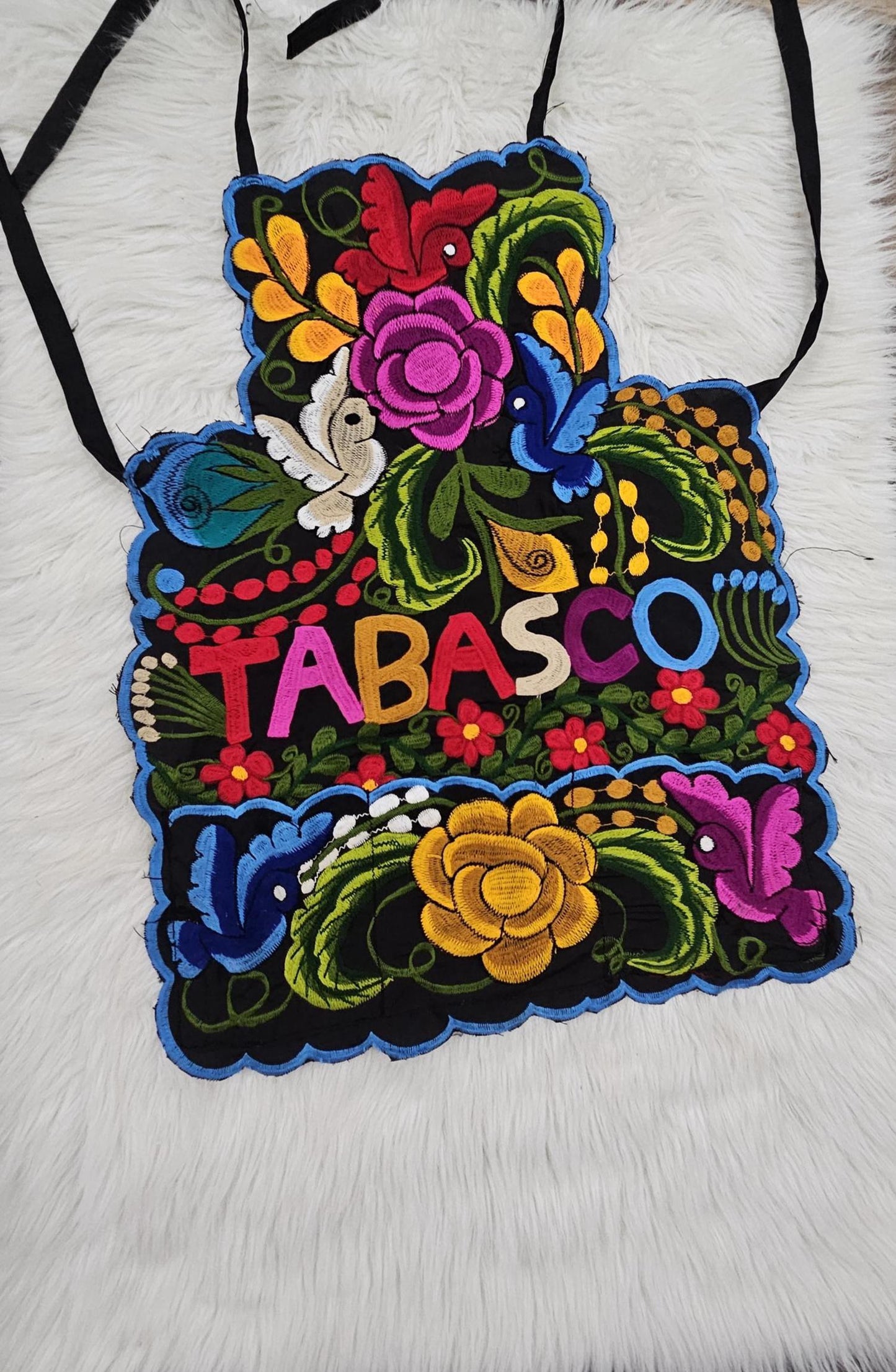 Mexican apron|| Floral apron|| Embroidered apron|| Gift for mom||Apron with pockets