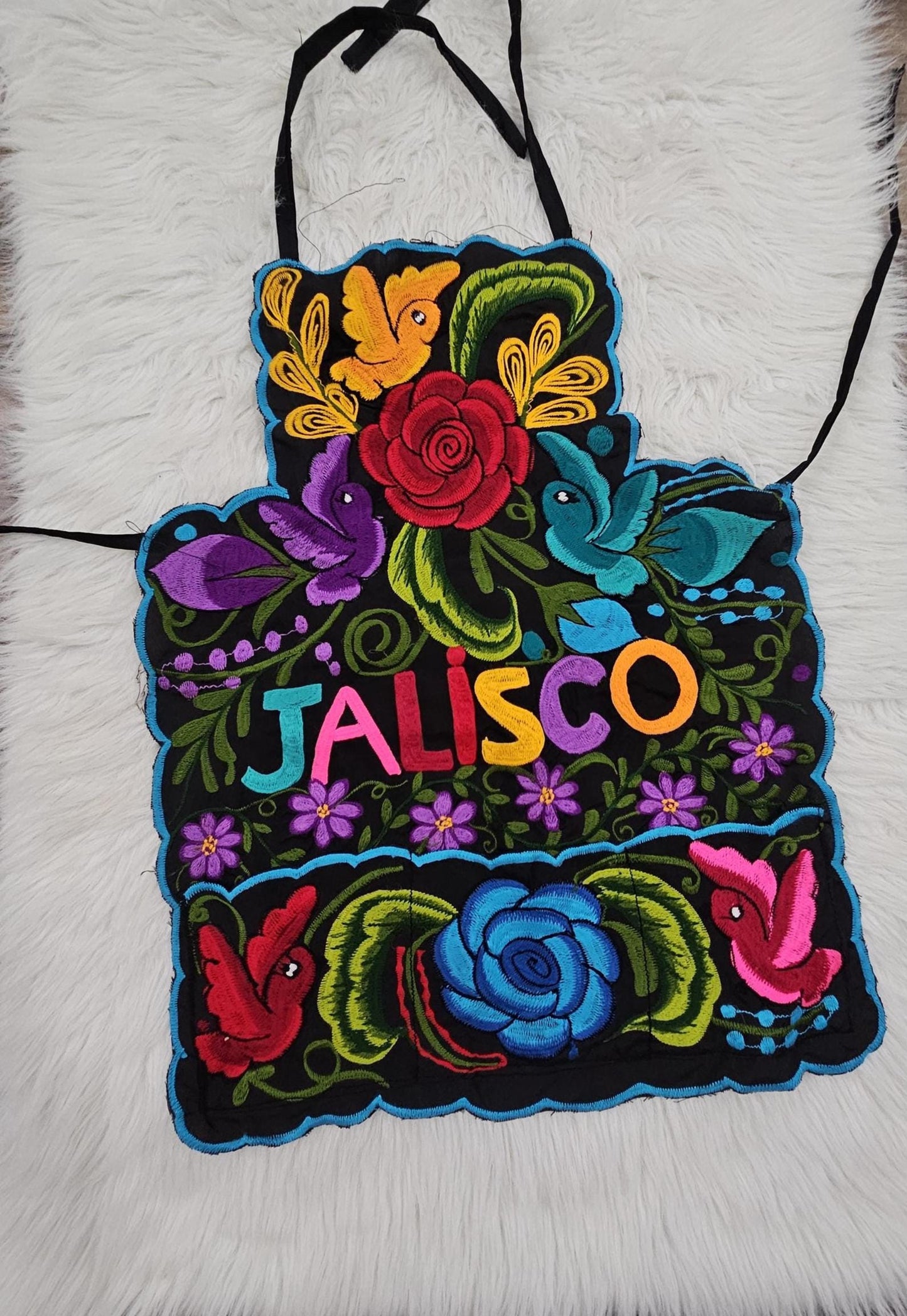 Mexican apron|| Floral apron|| Embroidered apron|| Gift for mom||Apron with pockets