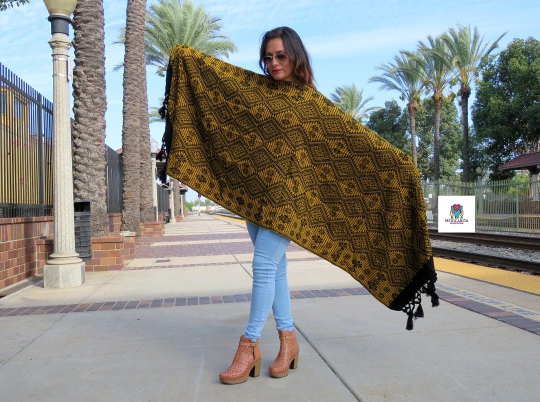Mexican rebozos//Mexican shawl//Rebozo//Wrap around shawl//Artisanal shawl//Mexican scarves.