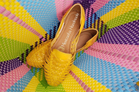 Anahi yellow, Mexican huarache sandals//Huarache mexicano//Mexican sandal//Mexican closed toe huarache sandal