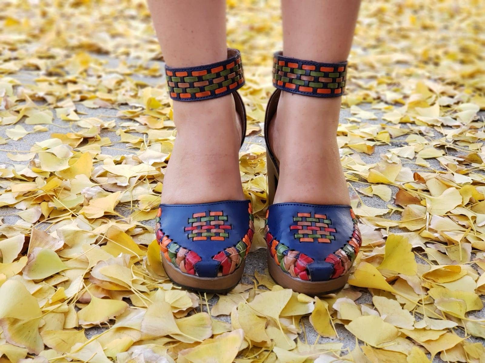 Azul high heels/Mexican heels/Mexican huaraches//huarache sandal//Mexican huarache///Huarache mexicano//Mexican sandal