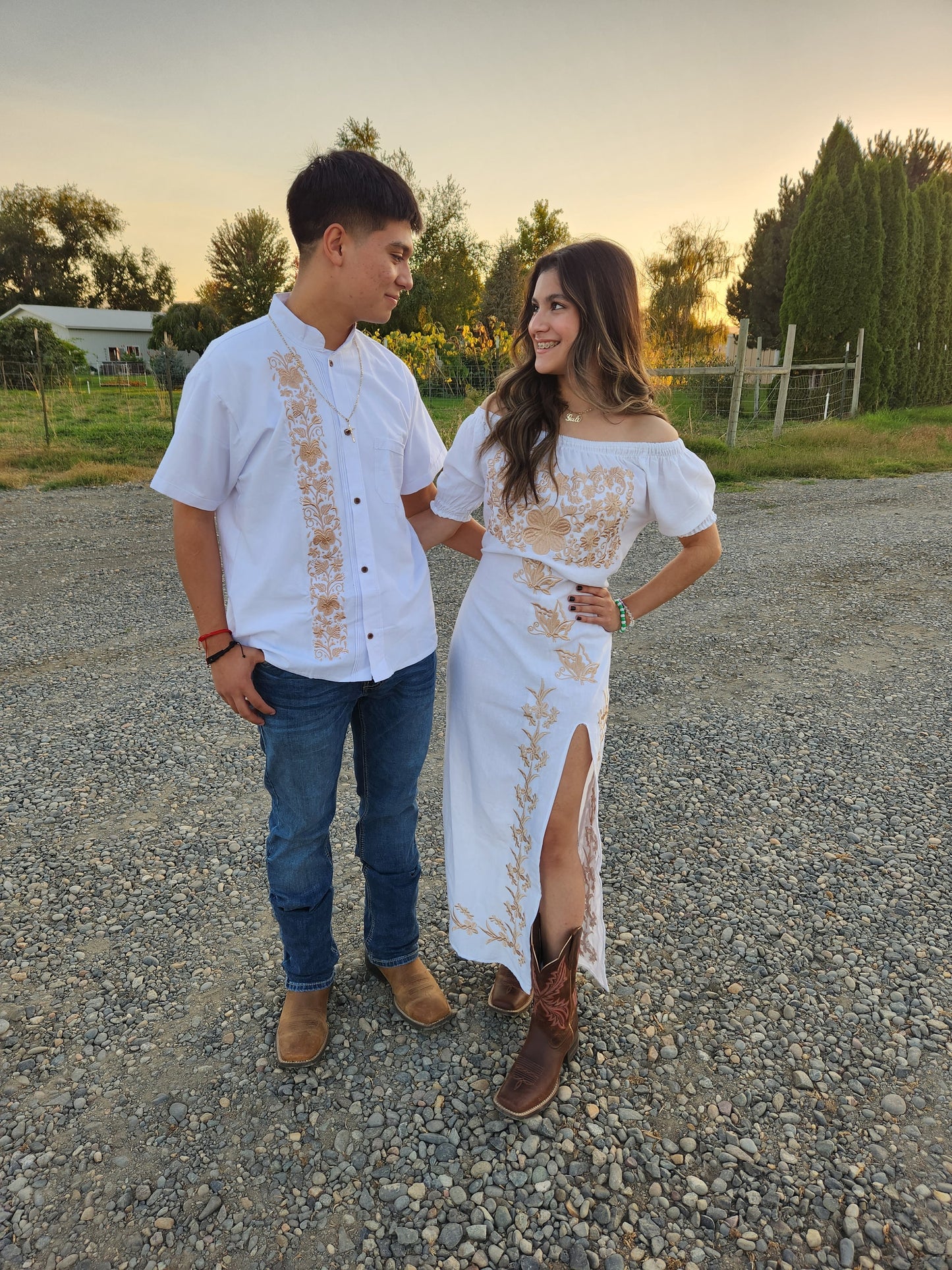 Matching outfits for couples||Mexican guayabera for him||Mexican off shoulder top||Mexican outfits||Mexican wedding dress||Anniversary gift