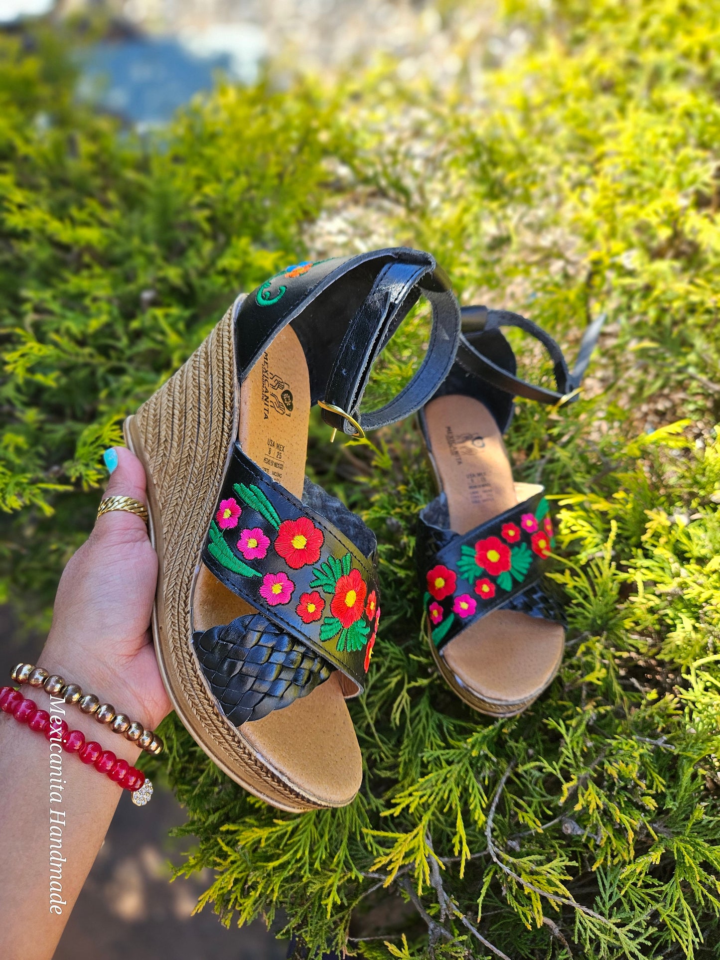 Mandys black//Mexican huarache//Mexican wedge sandal//Mexican heels//Huarache mexicano//Mexican sandal//Open toe wedges//wide feet friendly