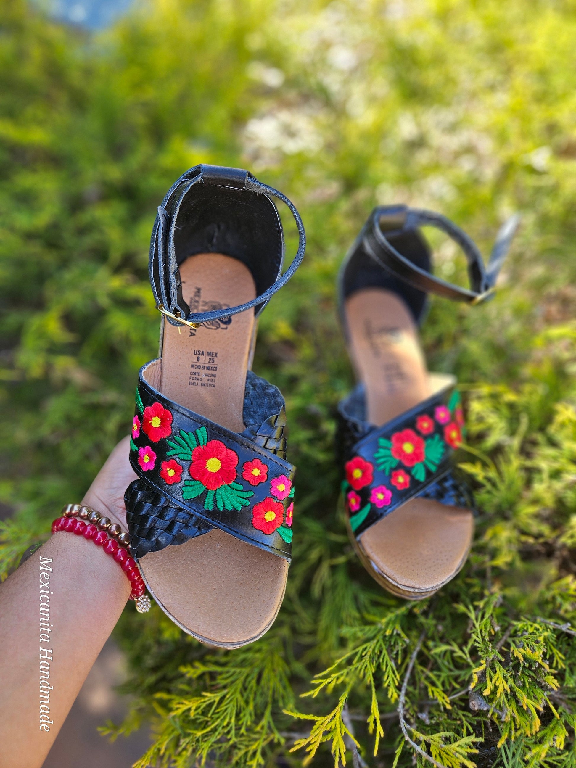 Mandys black//Mexican huarache//Mexican wedge sandal//Mexican heels//Huarache mexicano//Mexican sandal//Open toe wedges//wide feet friendly