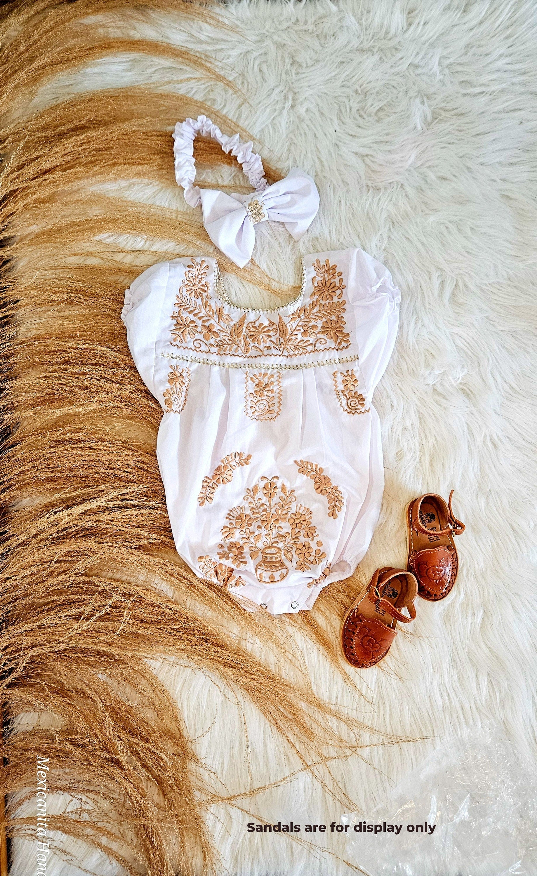 Baby girl outfit||Mexican baby onesie||Onesie and bow set||Baby shower gift||1st birthday outfit girls||Baby girl emboridered bodysuit