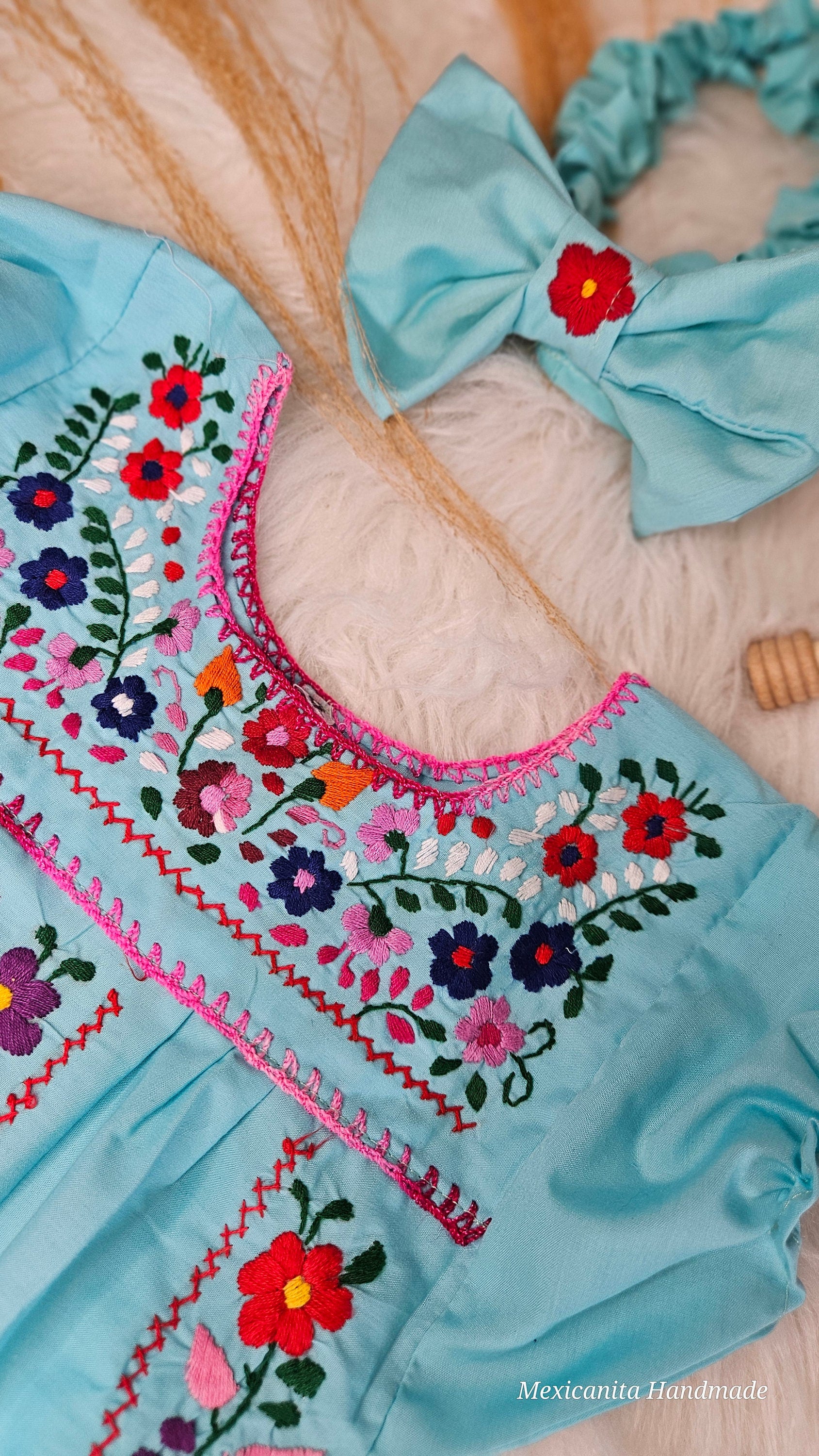 Baby girl outfit||Mexican baby onesie||Onesie and bow set||Baby shower MEXICANITA-HANDMADE Baby girl outfit||Mexican baby onesie||Onesie and bow set||Baby shower MEXICANITA-HANDMADE