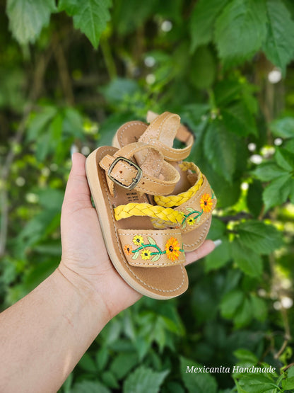 Natalia yellow Babies and toddlers huaraches sandal/Huaraches para bebe//Girls sandals, huaraches for babies and toddlers, baby shower gift