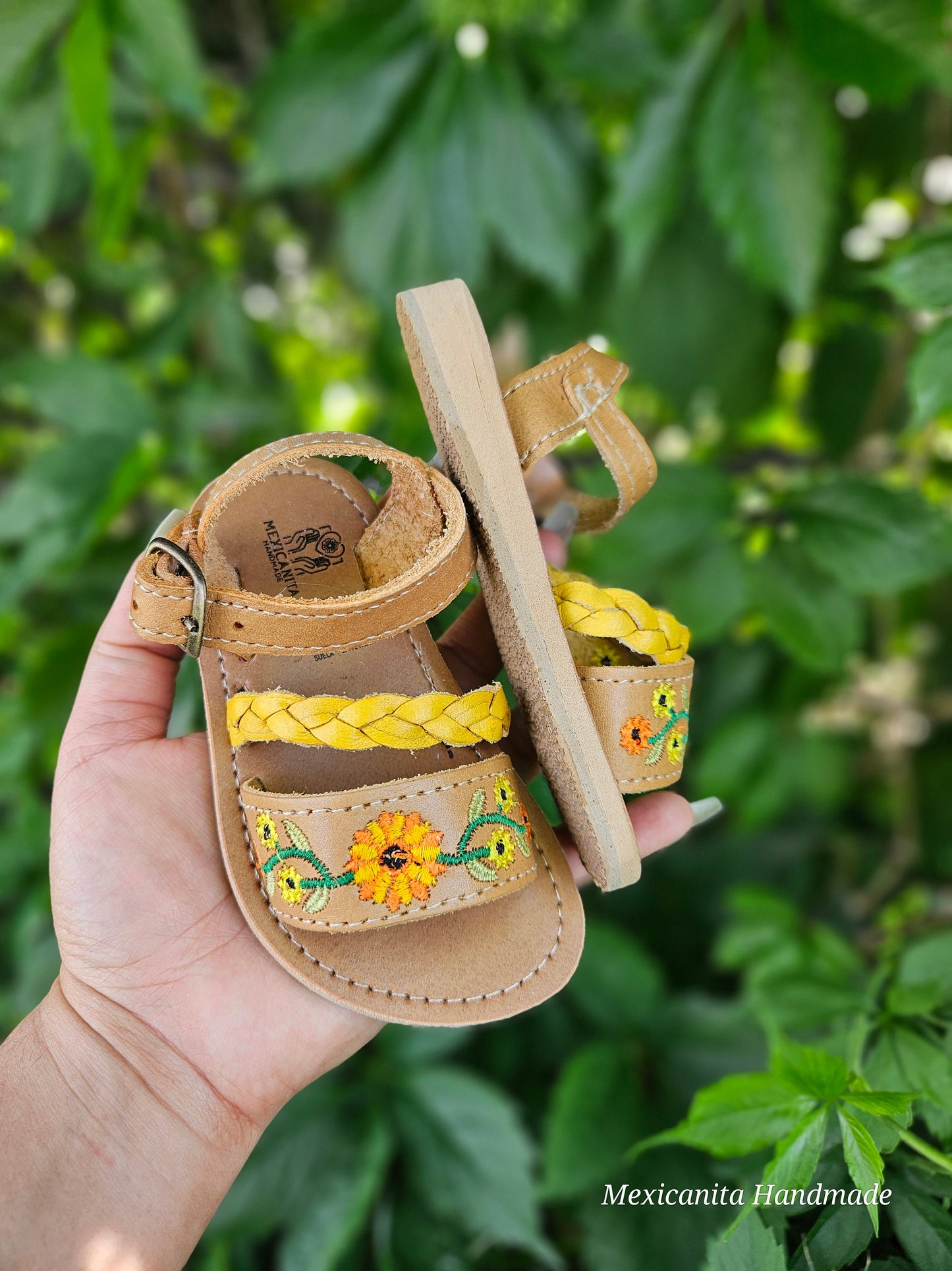 Natalia yellow Babies and toddlers huaraches sandal/Huaraches para bebe//Girls sandals, huaraches for babies and toddlers, baby shower gift