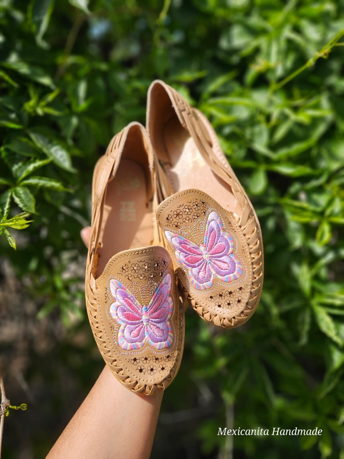 Pastel butterfly huarache mexicano sandals||Mexican huarache||Womens huarache sandals||Mexican shoes||Summer sandals||embroidered sandals