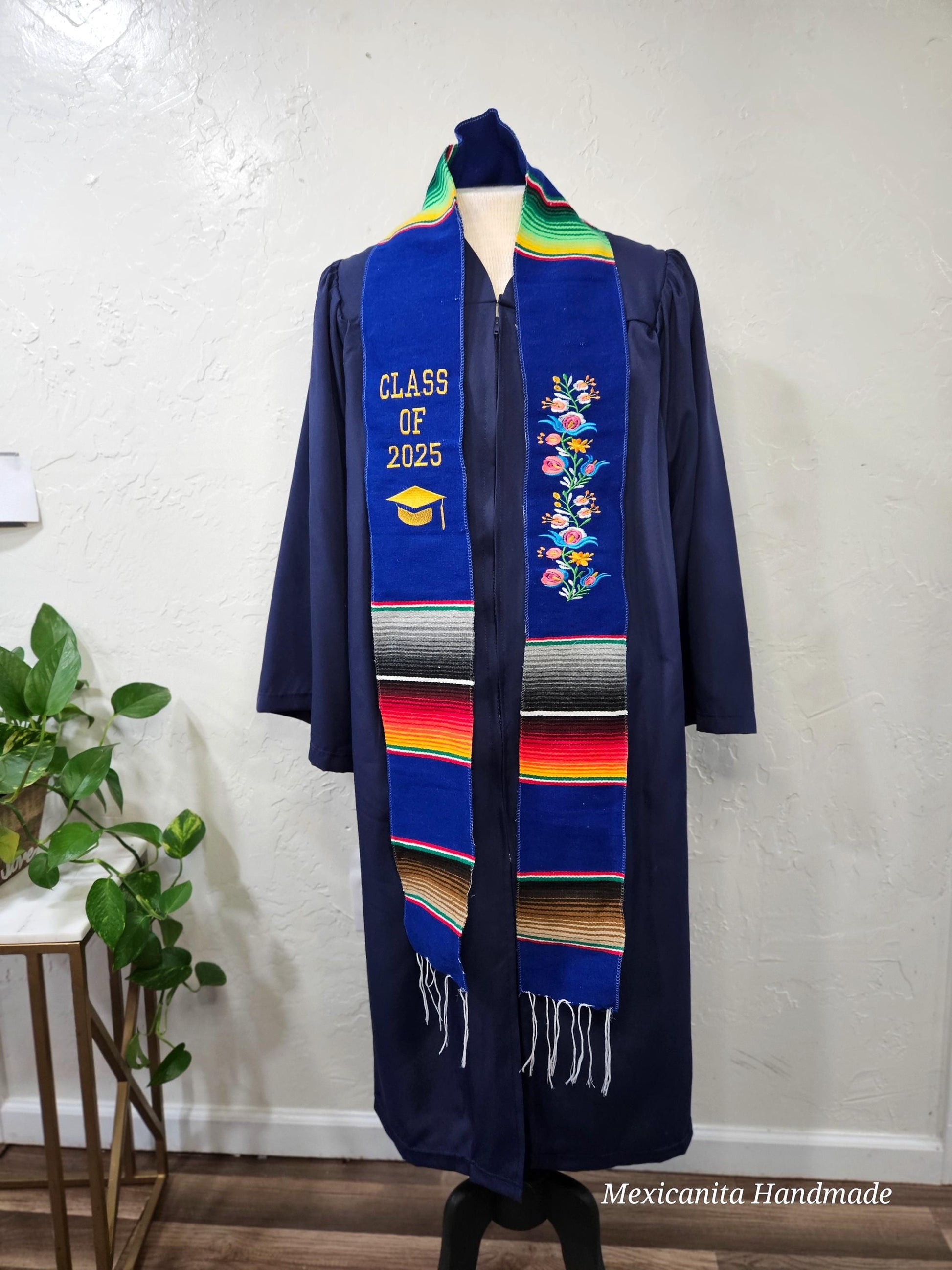 Stole 2025 Mexican graduation stole//Serape stole//mexican floral stole//class of 2025//made of real serape fabric