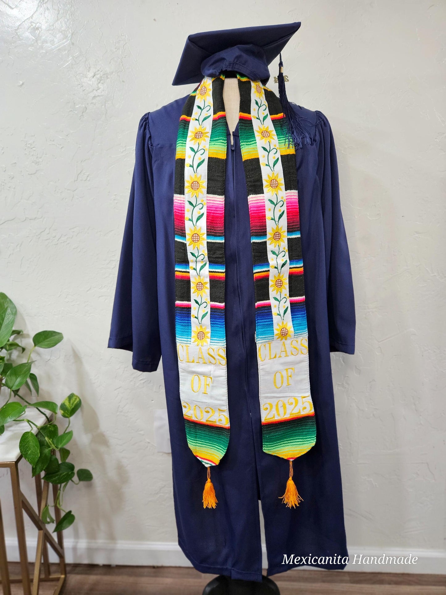 Stole 2025 Mexican graduation stole//Serape stole//mexican floral stole//class of 2025//made of real serape fabric