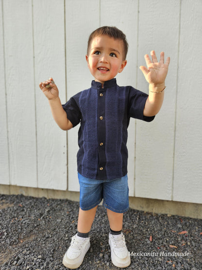 Mexican guayaberas for boys, Boys shirts, Mexican shirts for boys, guayabera for toddlers, guayabera for kids, first communion shirt||Adriel