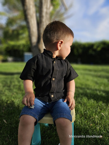 Mexican guayaberas for boys, Boys shirts, Mexican shirts for boys, guayabera for toddlers, guayabera for kids, first communion shirt||Adriel