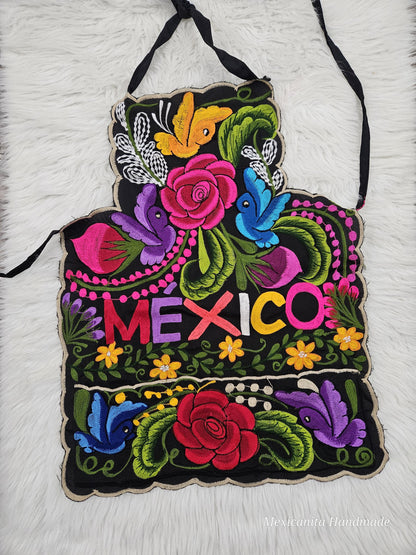 Mexican apron|| Floral apron|| Embroidered apron|| Gift for mom||Apron with pockets