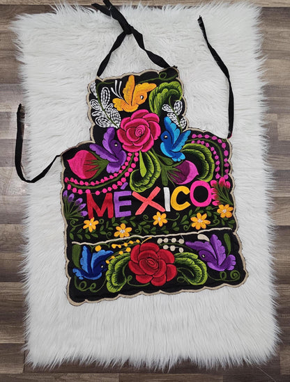 Mexican apron|| Floral apron|| Embroidered apron|| Gift for mom||Apron with pockets