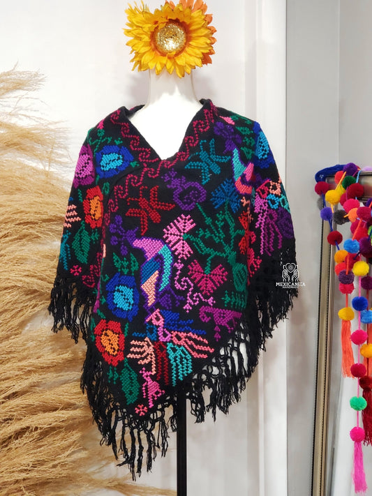 Mañanita shawl || Mexican Poncho