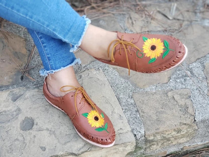 Zapatos oxford de girasol para mujer.