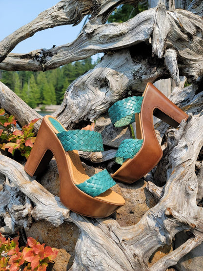 Oregon Mexican wedges//High heel huarache//Mexican huarache//Mexican wedge sandal//Mexican heels//Women's high heels//Emerald color