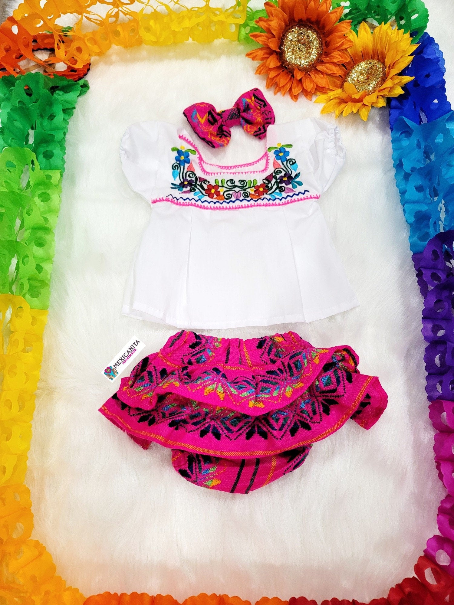 Baby mexican outfit//Taco-bout party outfit//Fiesta outfit//Mexican bloomers/Serape//taco twosday party//ruffles//baby mexican set outfit//