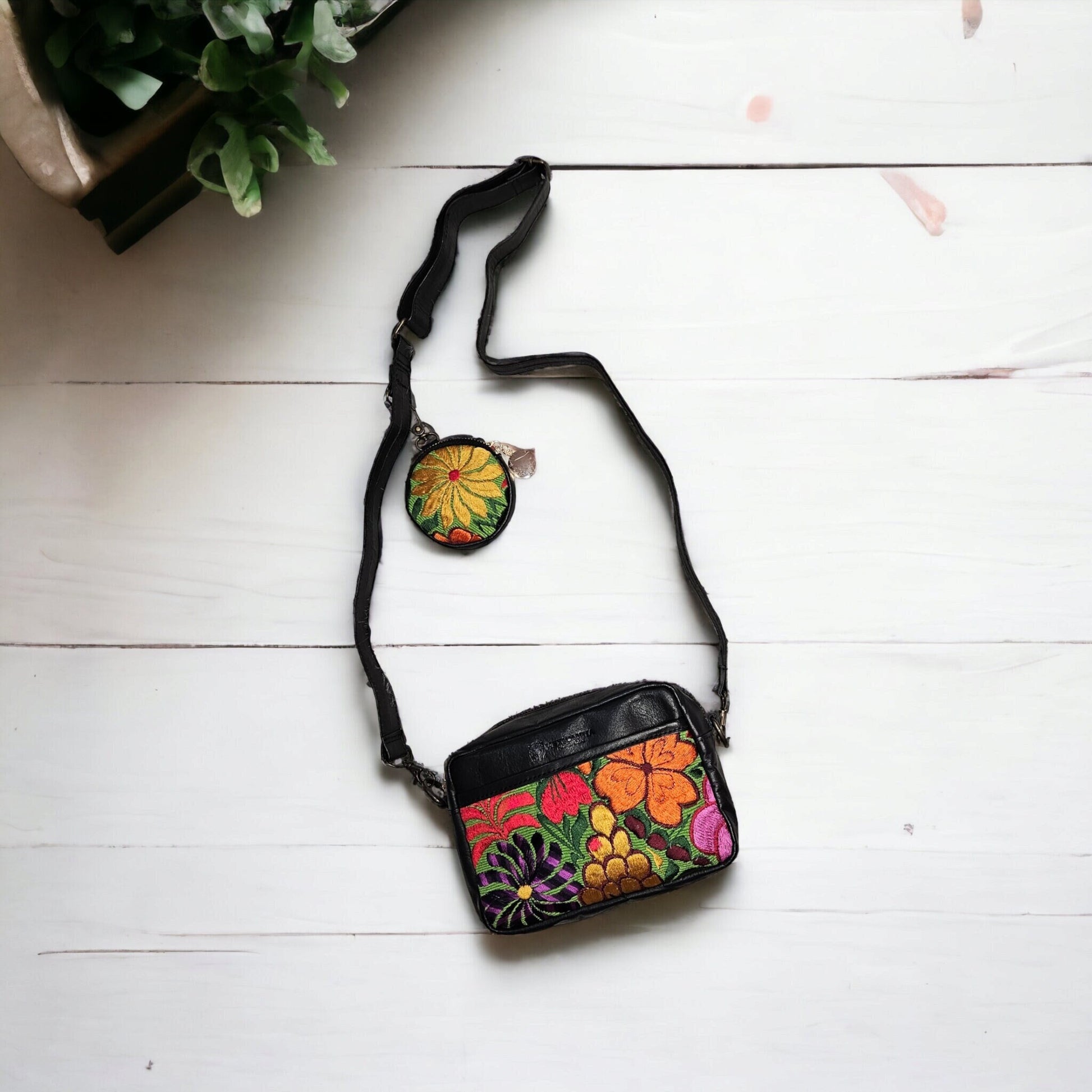 Shoulder bag with mini coin purse, embroidered purse, Mexican purse, leather bag for women, crossbody With Coin Purse Pouch