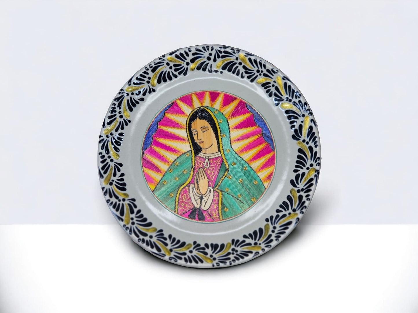 Virgin of Guadalupe decorative plate||Virgen art||Talavera pottery||Virgen de guadalupe talavera||Gift for Mom|| collectible plates